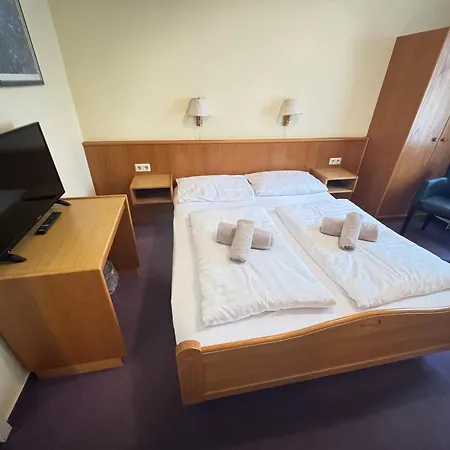 Hotel Mueritzlicht Waren (Mueritz)